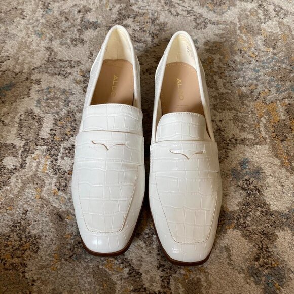 ALDO Women's White and Cream Loafers - Picture 1 of 5